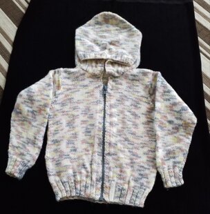 Knitted hoodie