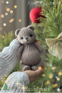 Teddy bear traveler