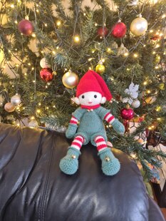 Zach & Avas Christmas Elfs