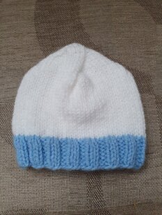 Hat & booties