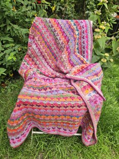 30 Hearts Blanket