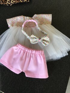 Girlie Clothes for Aoife’s Bear