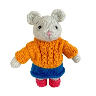Hazel the Dormouse Toy in Winter Outfit
