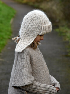 Arlet Earflap hat
