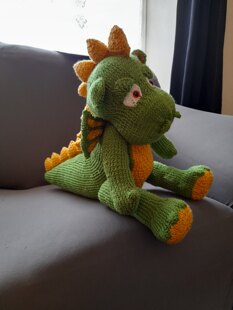 My 1st knitted toy!