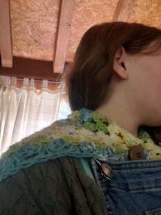 Granny stitch mini cape