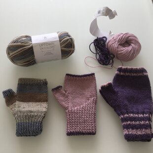 Fingerless gloves