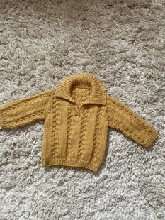 Baby sweater