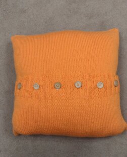 Diagonal pattern Cushion