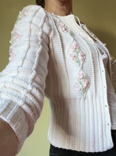 Retro style cardigan