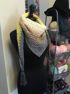 Nyx Shawl