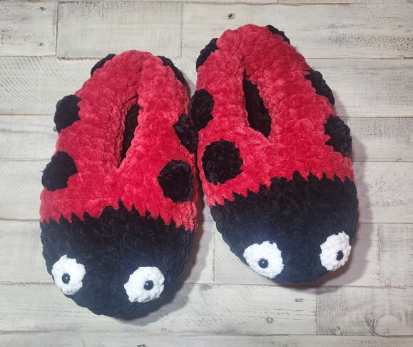 Ladybug slippers, adult