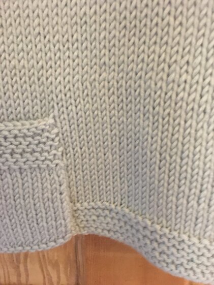 Adventures jumper with pockets