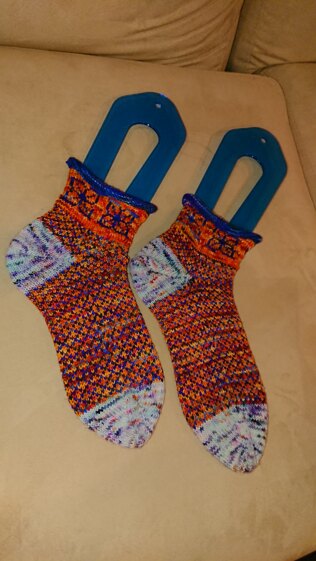 Dogwood socks