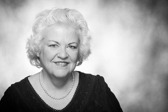 Maureen W