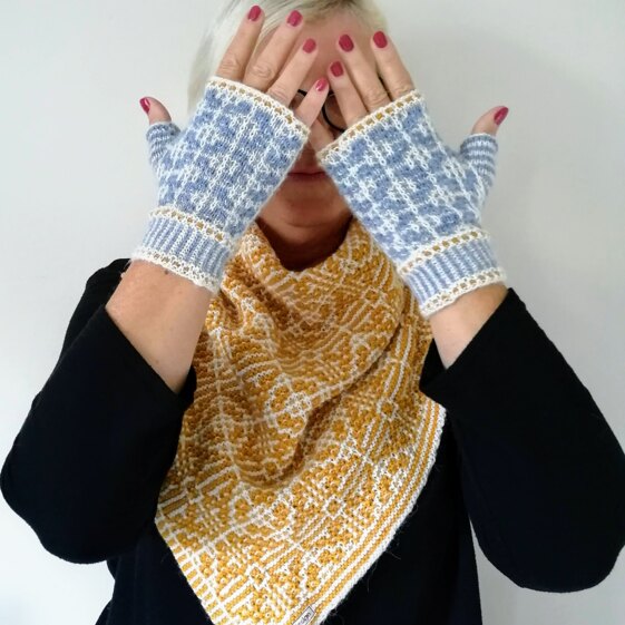 Mitts for a friend