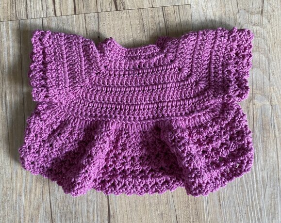Baby shrug