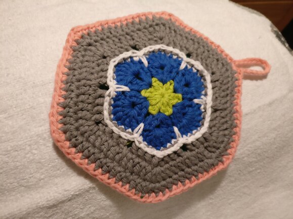 Bella Potholder