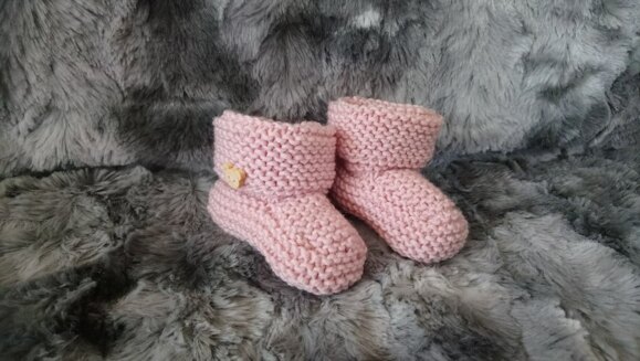 Baby bootees