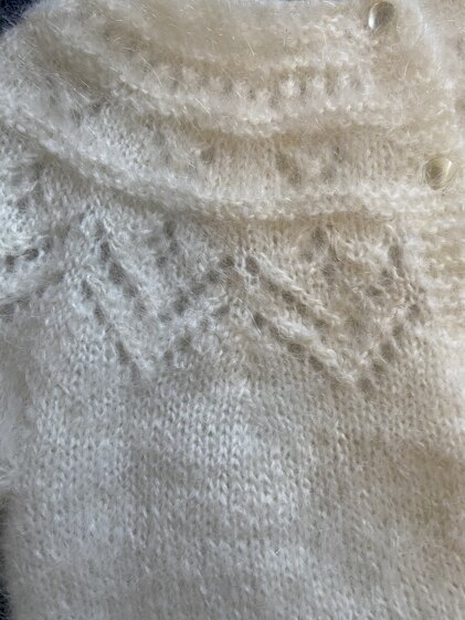 Child’s Jacket/cardigan