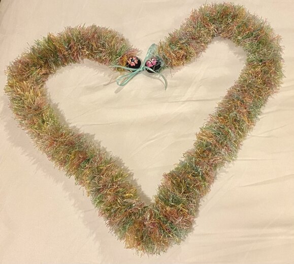 Fluffy Hawaiian lei necklace with eyelash yarn