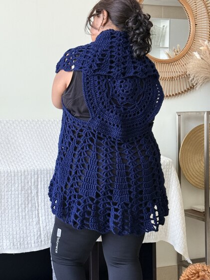 Women's lacy vest