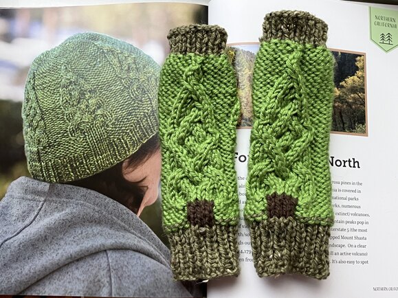 Mens Christmas tree / Gardening wrist warmers / fingerless gloves