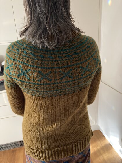 Women’s Nordic sweater