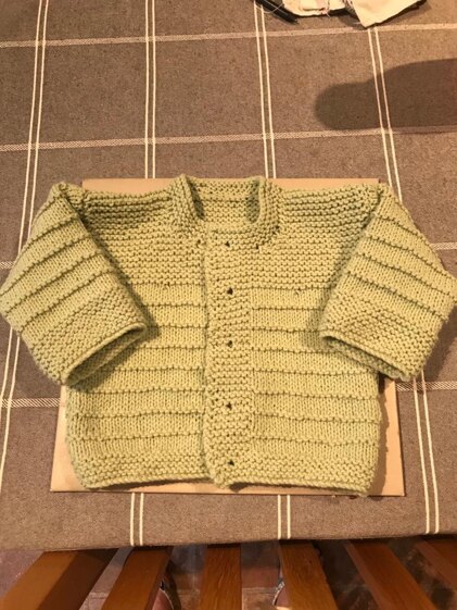 Baby jacket, hat, mittens & bootees