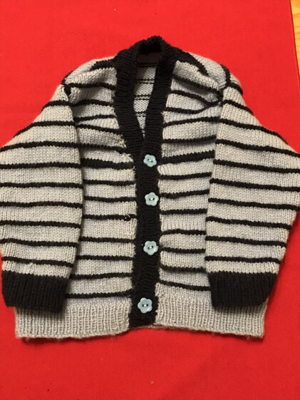 6-12 months 2 colour garter stitch