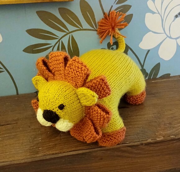 Knitted Toy Lion
