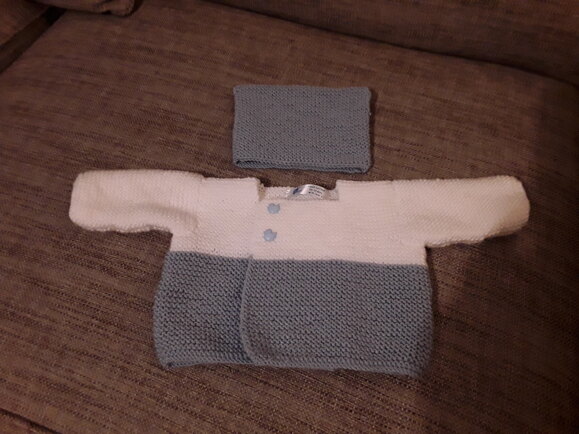 Cardigan & hat for baby