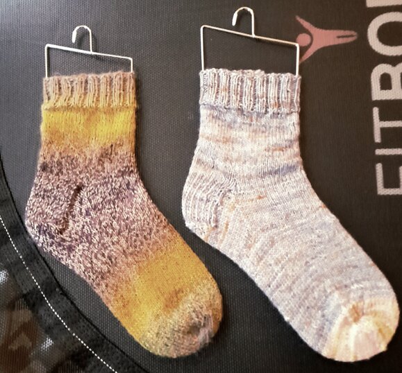 Socks made from yarn remnants