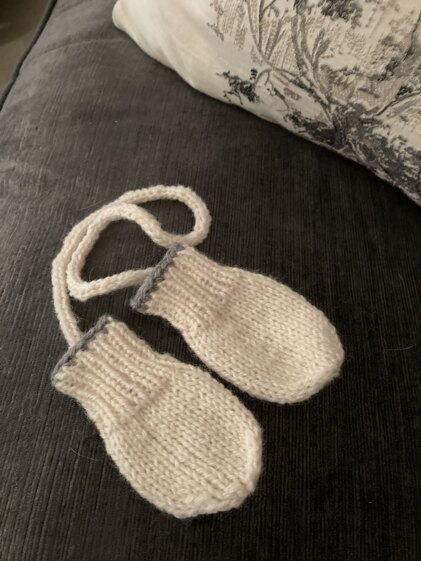 mittens
