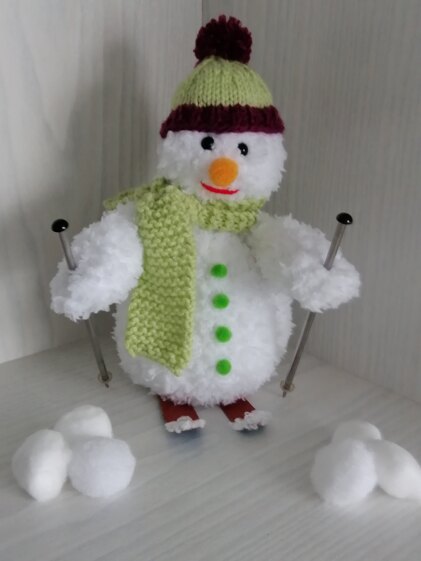 Samuel Skiing Snowman
