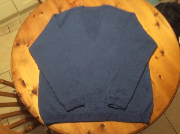Mans 4ply sweater