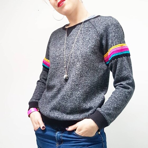Colourful stripes to make longer sleeves