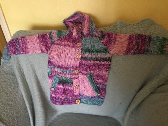 Child’s hooded cardigan