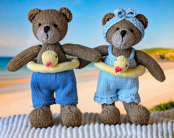 Thora and Albert go to the seaside