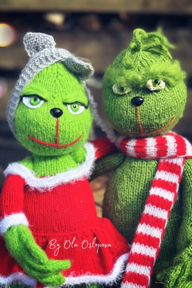 A Christmas Family Grinches. So Lovely