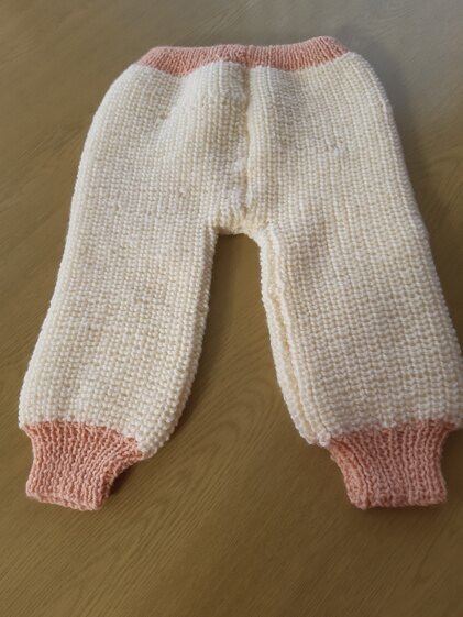 Mix & Match winter outfits for the twins