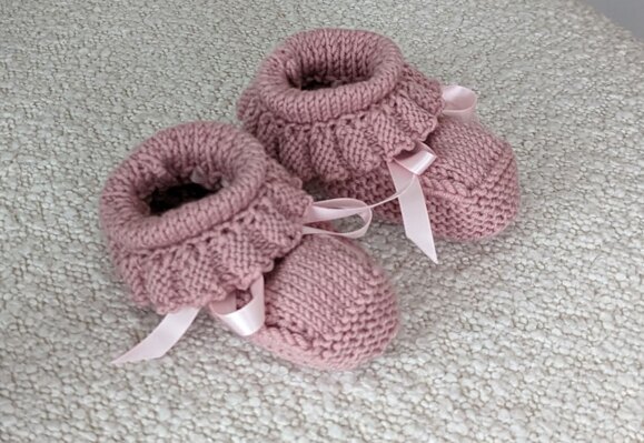 Baby Cardigan, beanie and booties