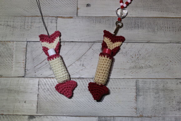 Cupid's arrow lip balm holder