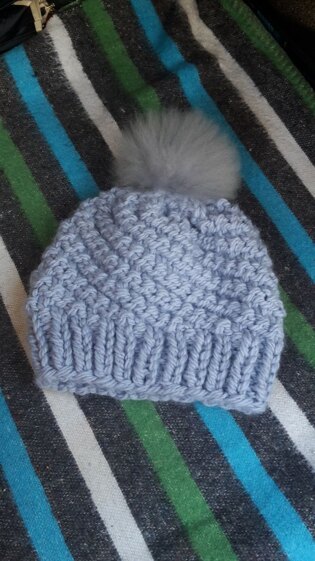 Super Super Chunky Pom de Pom Hat