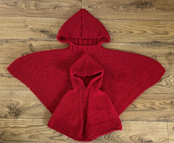 Red riding hood poncho for Tia