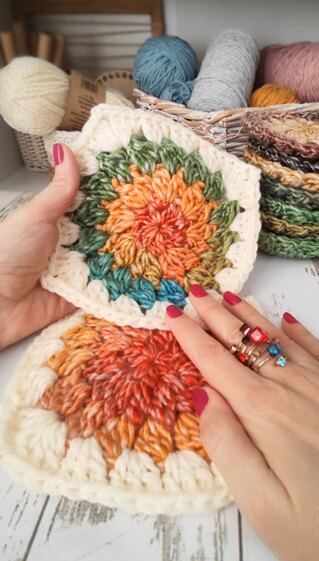 Beautiful Wool Granny Square – A Calm &amp; Modern Crochet Tutorial