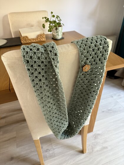 Granny Stitch Infinity Scarf