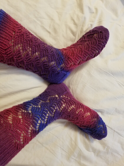 Faux Entrelac Bi Socks