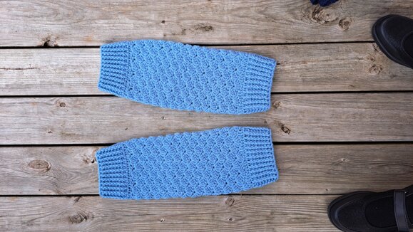 Arctic Ice Legwarmers