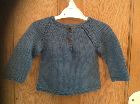 New chunky baby's jumper